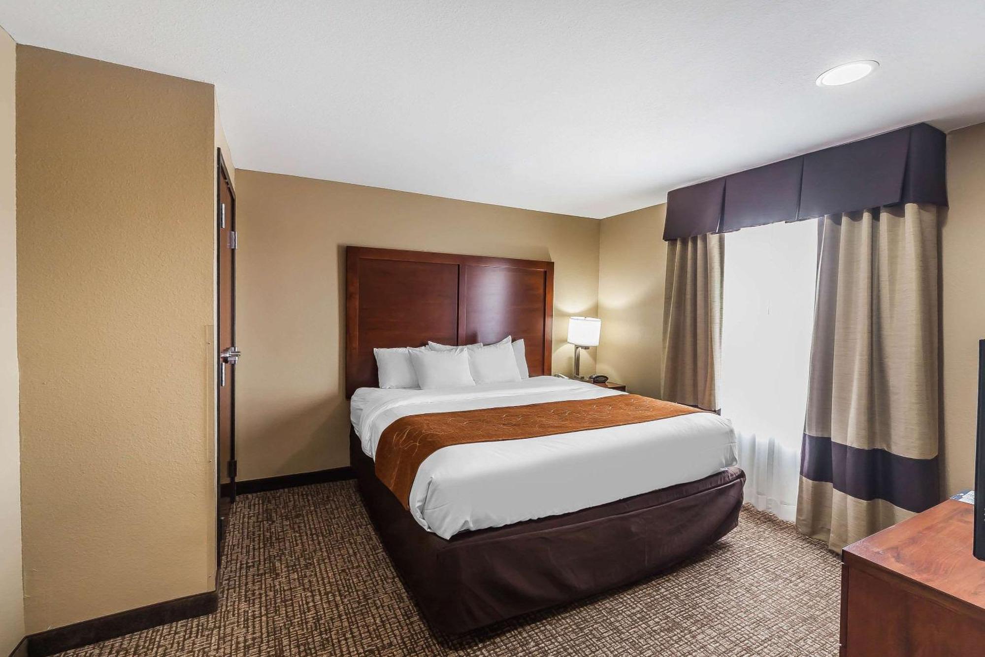Comfort Suites Yukon - Sw Oklahoma City Экстерьер фото