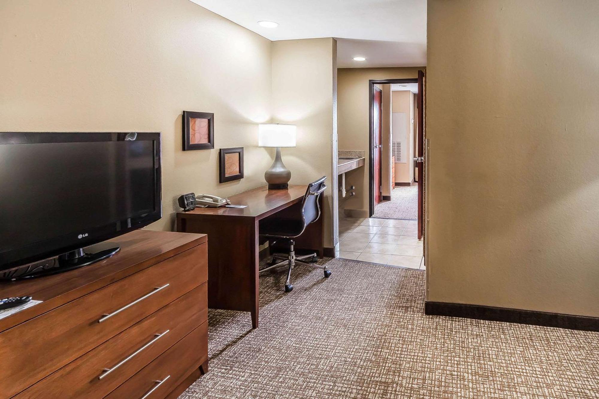 Comfort Suites Yukon - Sw Oklahoma City Экстерьер фото